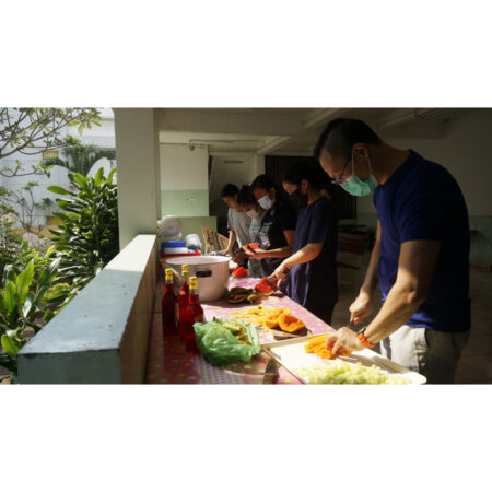 Sie Konsumsi Kerja Bakti Dosen, dan Staff STT KAO